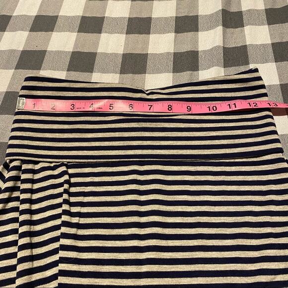 Mossimo Casual Striped Pull On Skater Skirt Size XS - Picture 4 of 7